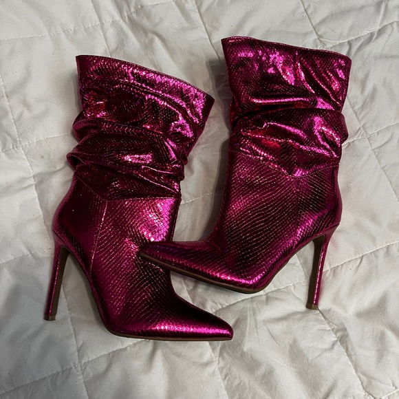 Hot Pink Faux Snakeskin Iridescent Party Boots - Picture 2 of 7